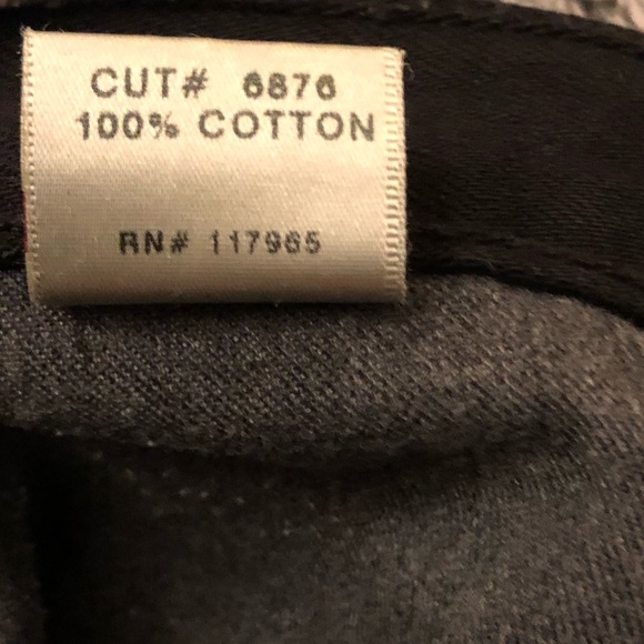 J Brand Cosmos Cuffed Black Jean Shorts Sz 26 - Picture 6 of 8